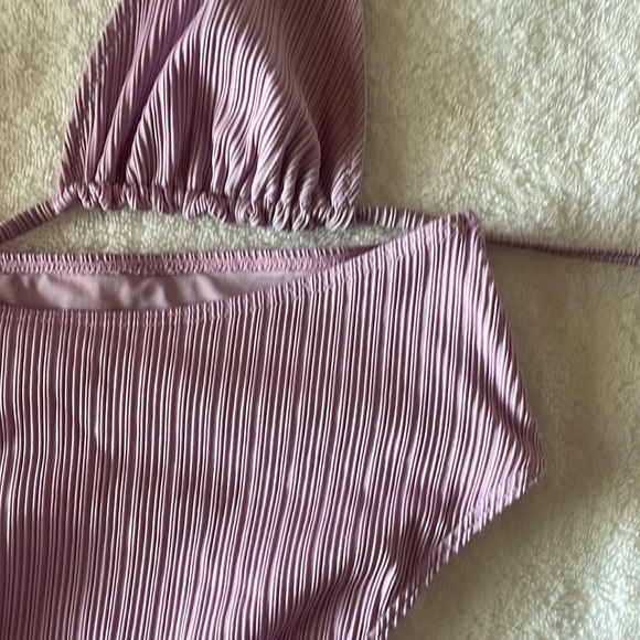 Frankie's Bikinis Annia High-Waist Pliss Bikini Set Size Small Color: lavender - Picture 9 of 10